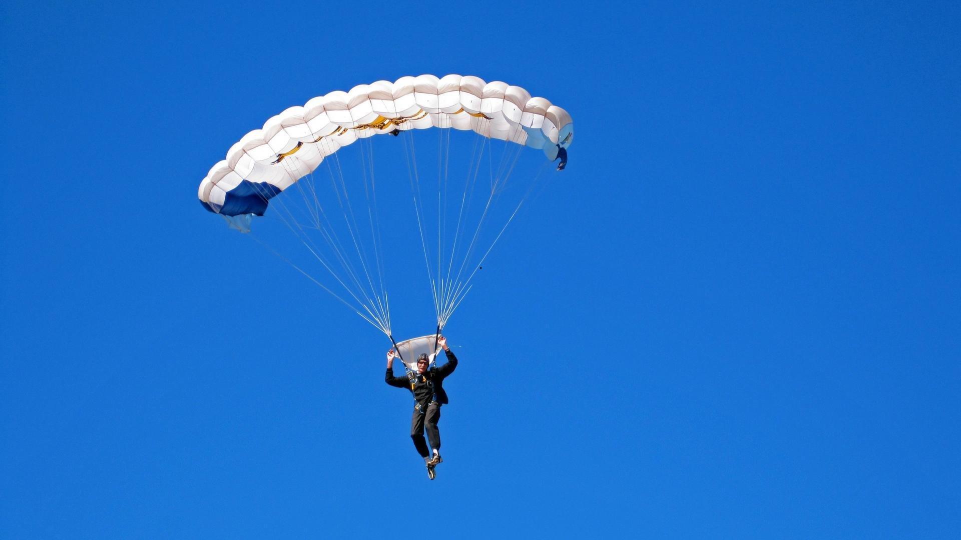 当现实卡顿，沃特福德门将的扑救如何让足球世界屏住呼吸