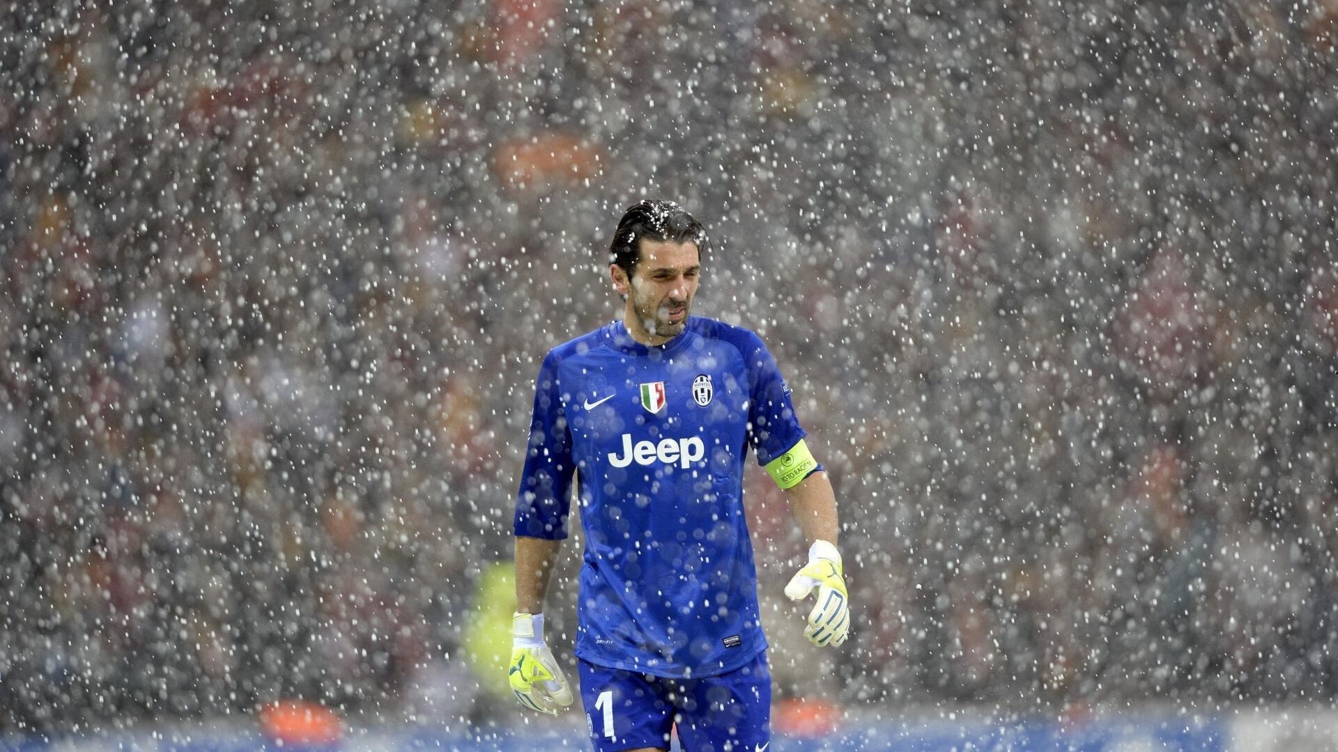 夜读英格兰也买泰版了，球衣风波背后的全球化迷思